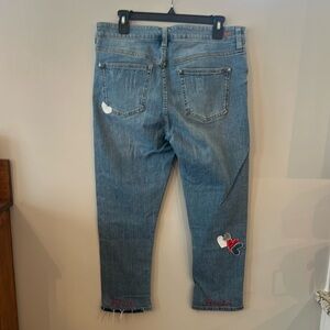 Anthropology ♥️HAPPY VALENTINE DAY ♥️
Perfect style, light blue cropped jeans